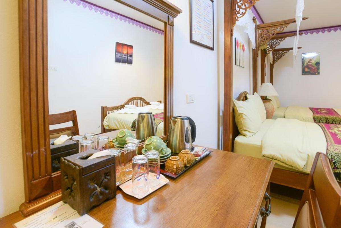 Ban Ao Thong Hotel Trang