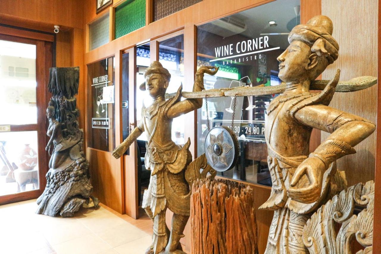 Hotel Ban Ao Thong Trang