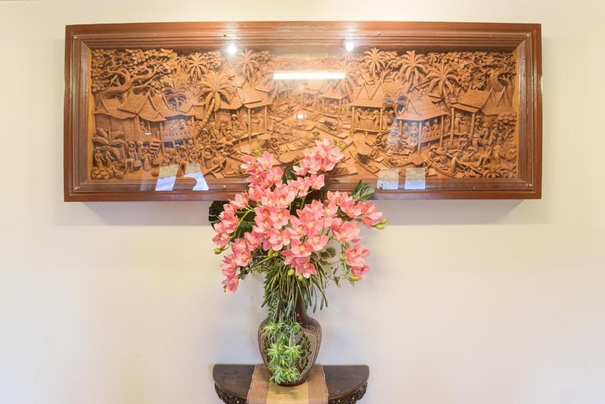 Hotel Ban Ao Thong Trang