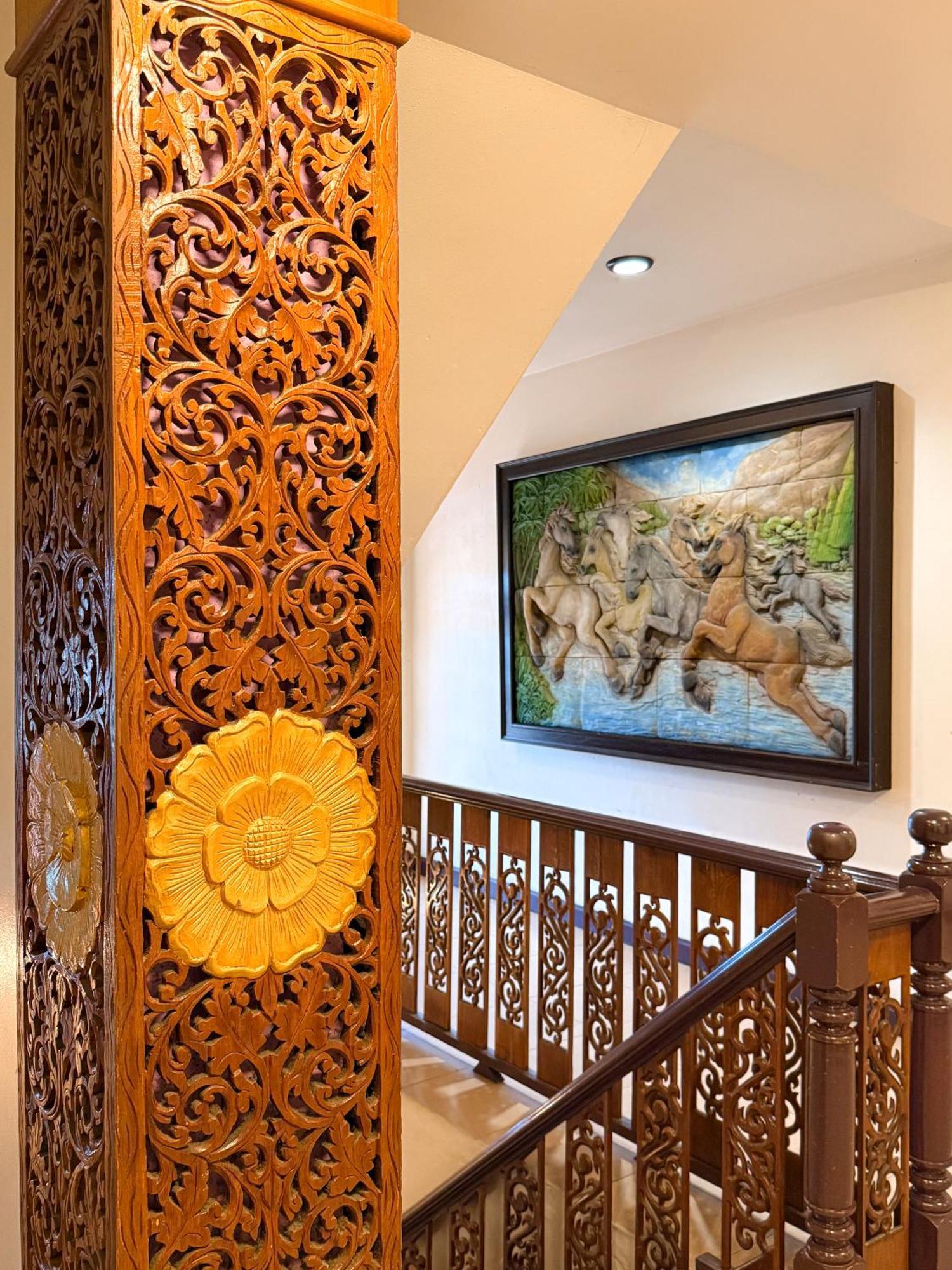 Ban Ao Thong Hotel 3*