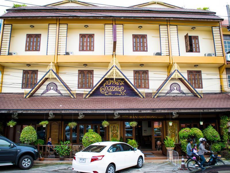 Ban Ao Thong 3*