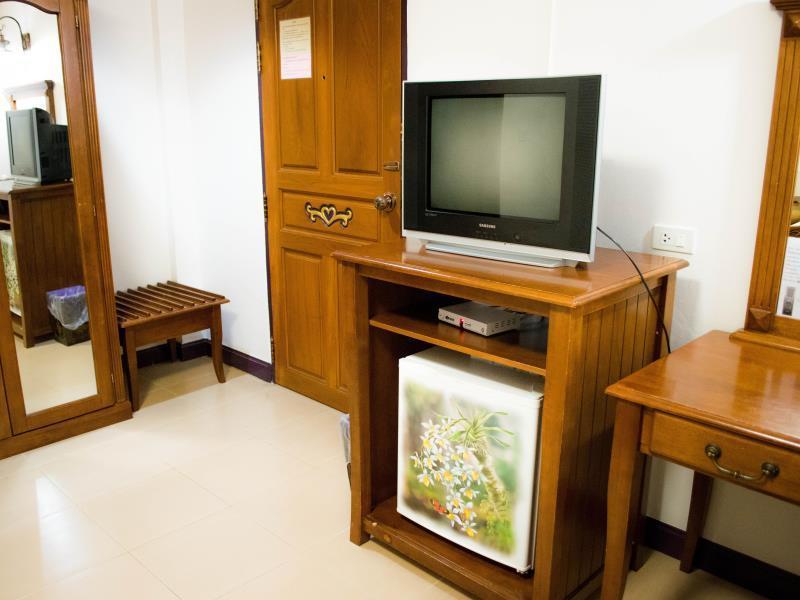 Ban Ao Thong Hotel Trang