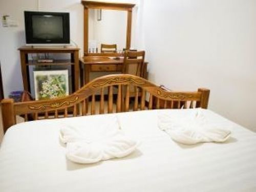 Ban Ao Thong 3* Trang